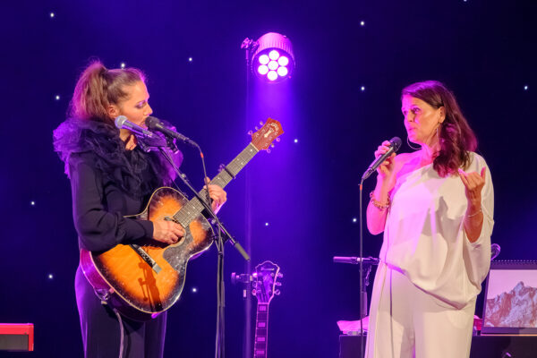Die Schweizer Sängerin Heidi Happy tritt am Freitag, 5. Juni 2026, an der
22. Ausgabe des Stimmen Festival Ettiswil in der Büelacherhalle in Ettiswil (LU), Schweiz, auf. Überraschungsgast: Caroline Chevin. Fotograf: Markus Frömml